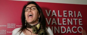 Valeria Valente. Sopra: una vignetta di Bertolotti e De Pirro