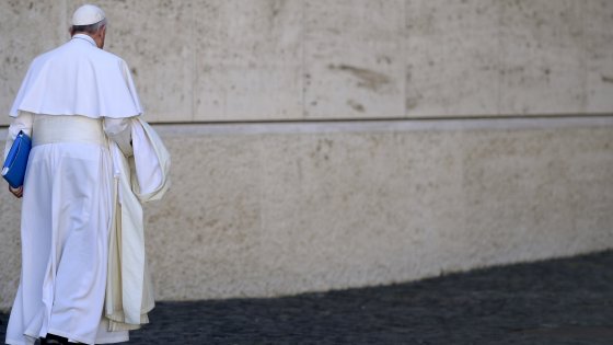 Arte in chiesa, la luce oltre l’eclissi